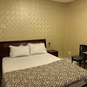 Hoang Yen Nhi Hotel