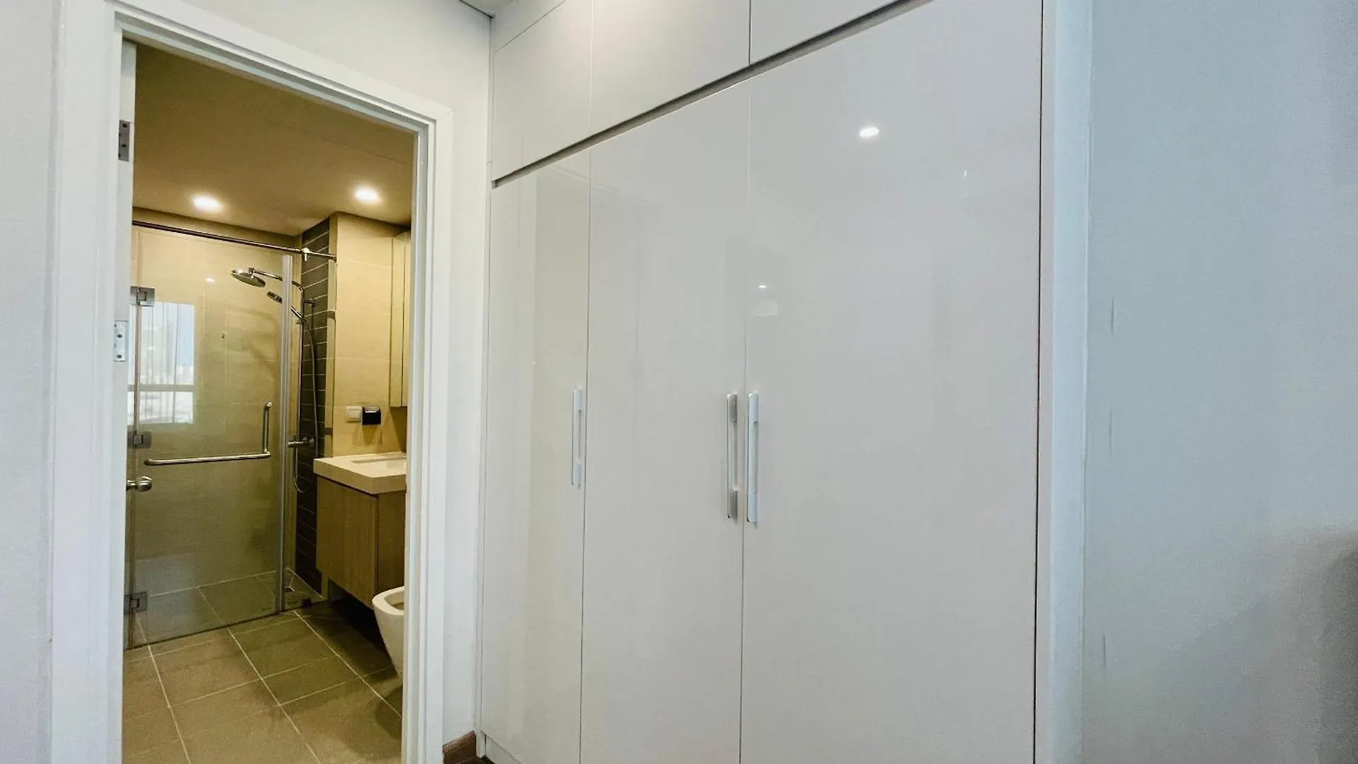 Ha Do Centrosa Apartment District 10 Ho Chi Minh City Vietnam